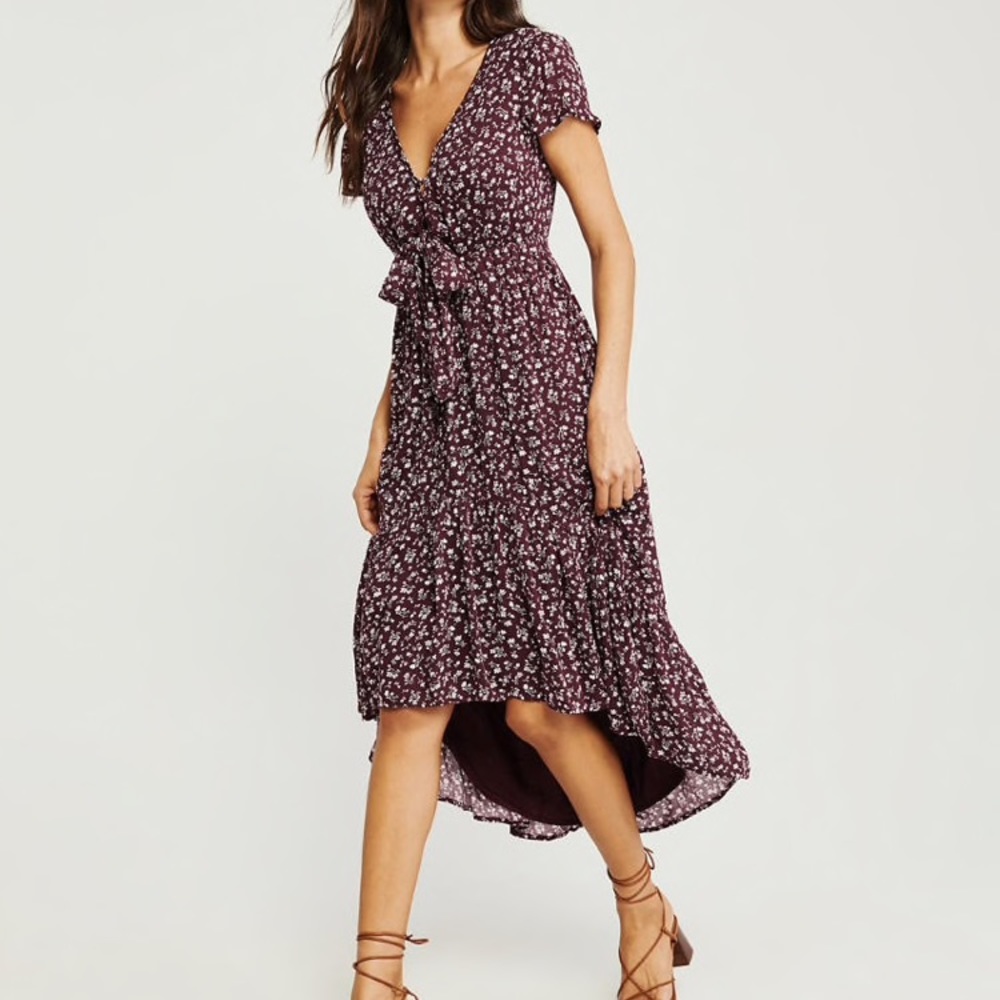 NWT✨ A&F FLORAL BURGUNDY DRESS “XS”✨